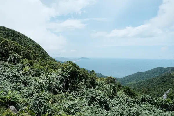 Drive from Hoi An to Hue