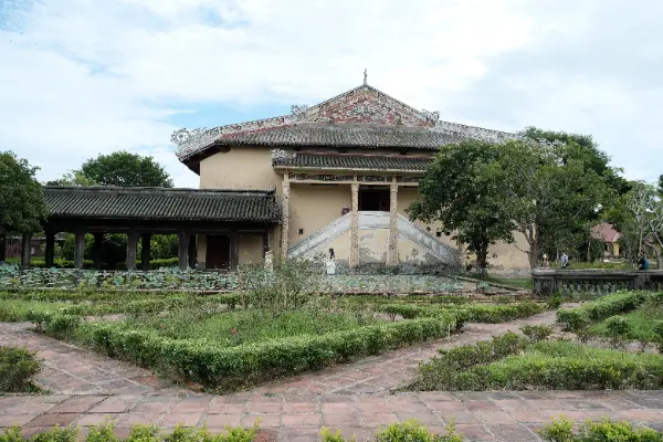 Imperial City